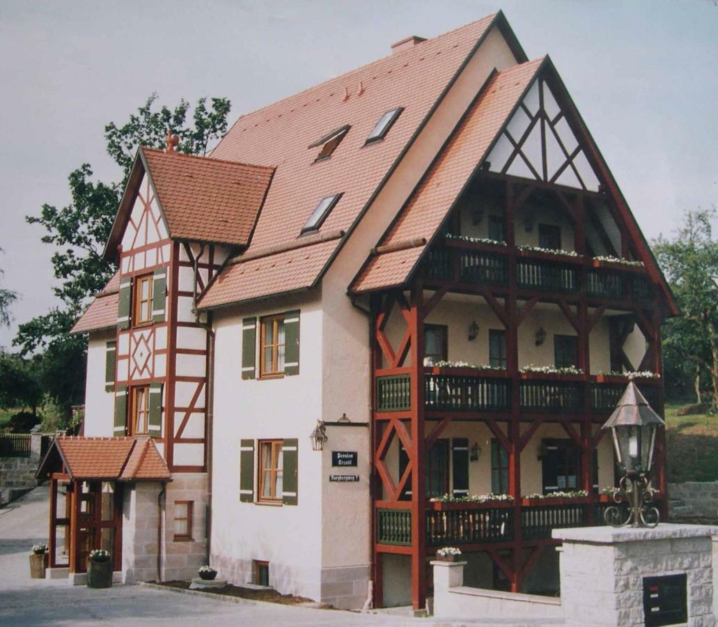Goldener Hirsch Hotell Burgthann Exteriör bild